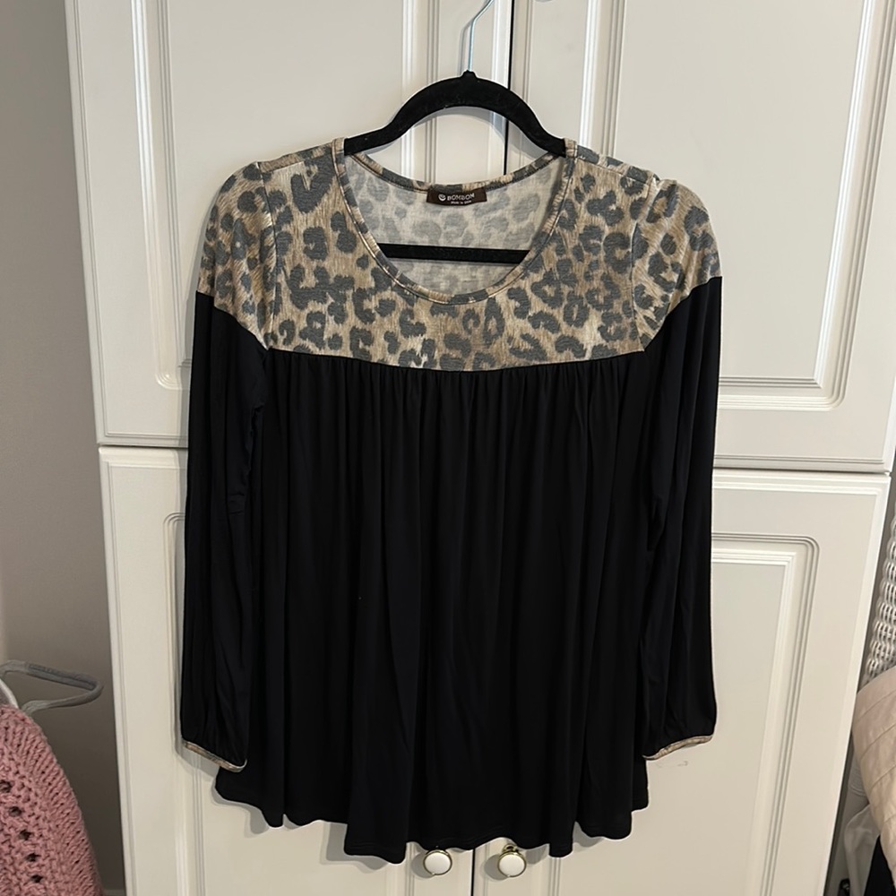 BomBom knit top